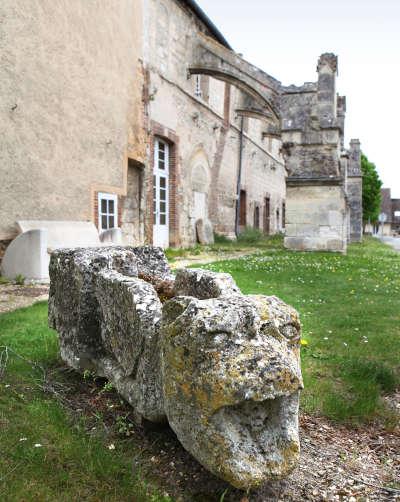 Conches en ouche abbaye saint pierre et saint paul de chatillon les conches les routes touristiques de l eure guide touristique de la haute normandie