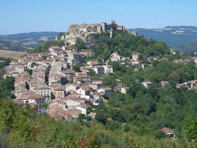 Cordes sur ciel parcours touristique dans le midi pyrenees