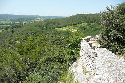 Cornillon route des vins de pont esprit a saint victor guide du tourisme du gard