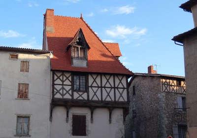 Courpiere maison a colombage routes touristiques du puy de dome guide touristique de l auvergne