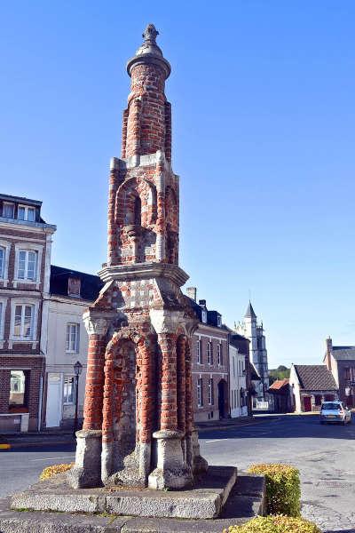 Crecy en ponthieu la lanterne des morts routes touristique de la somme guide du tourisme de picardie