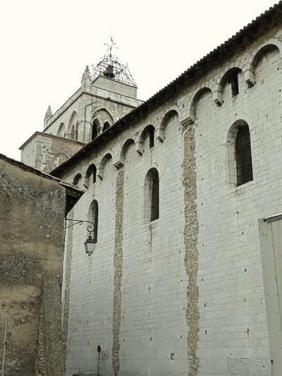 Die cathedrale notre dame les routes touristiques de la drome guide touristique de rhone alpes