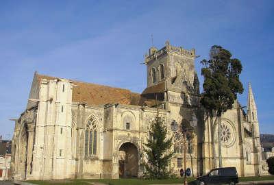 Dives sur mer eglise notre dame routes touristiques du calvados guide touristique de normandie