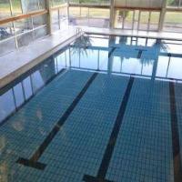 Domaine des puys saint sauves d auvergne la piscine routes touristiques du puy de dome