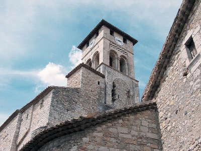 Eglise saint pierre aux liens de ruoms route touristique de ardeche guide du tourisme de rhone alpes