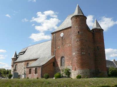 Englancourt eglise fortifiee routes touristique de l aisne guide du tourisme de picardie