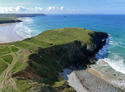 Eperon barre de lostmarc h route des fortifications de la presqu ile de crozon routes touristiques dans le finistere guide du tourisme en