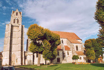 Etampes villes d art et d histoire collegiale saint martin routes touristiques de essonnes guide touristique de ile de france