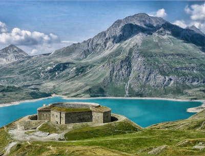 Fort de ronce routes touristique de la savoie guide touristique de rhone alpes