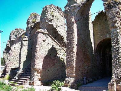 Frejus ville d art et d histoire l amphitheatre romain routes touristiques du var guide touristique de la provence alpes cote d azur