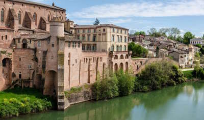 Gaillac ville d art et d histoire routes touristiques du tarn guide du tourisme midi pyrenees