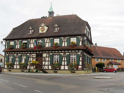 Gambsheim la mairie route du rhin guide touristique du bas rhin alsace