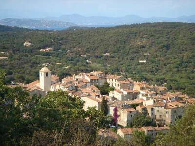 Gassin plus beau village routes touristiques du var guide du tourisme de la provence alpes cote d azur