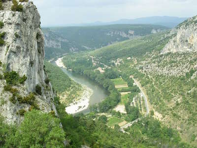 Gorges de l ardeche grand site de france les routes touristiques de ardeche guide du tourisme du rhone alpes