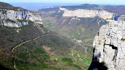 Gorges de la bourne vercors routes touristiques de isere guide du tourisme de rhone alpes