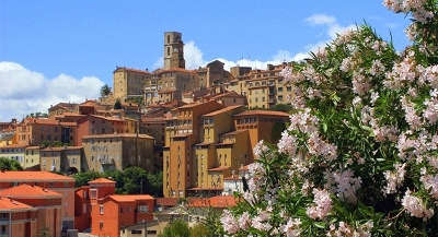 Grasse ville d art et histoire vieille ville routes touristique des alpes maritime guide du tourisme provence alpes cote d azur