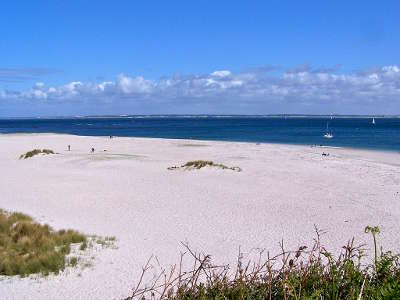 Groix la plage des grands sables routes touristiques dans le morbihan guide du tourisme en bretagne