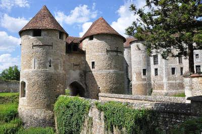 Harcourt chateau routes touristiques d e l eure guide touristique de la haute normandie