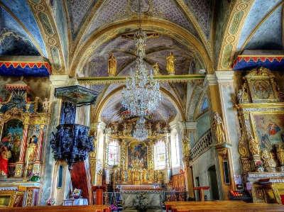 Hauteluce eglise baroque saint jacques d assyrie routes touristiques de la savoie guide du tourisme de rhone alpes