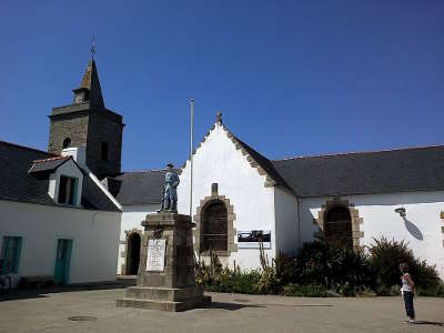 Houat l eglise saint gildas routes touristiques dans le morbihan guide du tourisme en bretagne