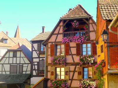 Hunawihr maisons a colombages routes touristiques du haut rhin guide du tourisme alsace