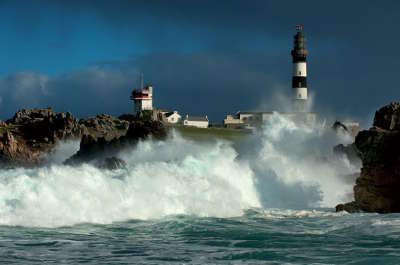 Ile d ouessant phares routes touristiques dans le finistere guide du tourisme en bretagne