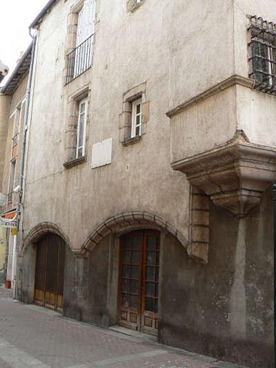 Issoire hotel duprat plus beau detours routes touristiques du puy de dome guide touristique de l auvergne