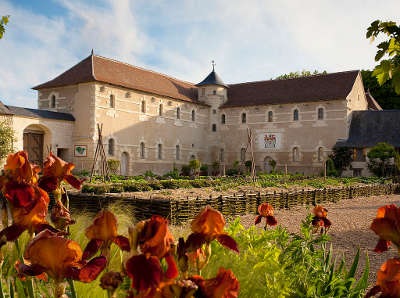 Jardins du chateau du rivau jardin remarquable les ecuries monumentales routes touristiques dans l indre et loire guide du touri