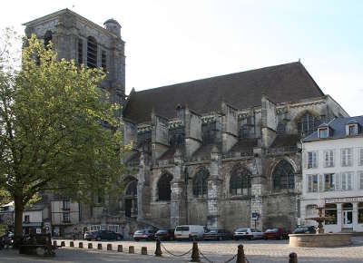 L eglise saint denis a sezanne route touristique du champagne cote des bar