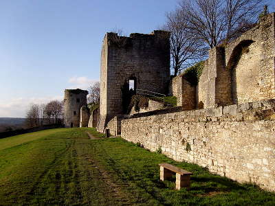 La charite sur loire ville d art et d histoire les remparts routes touristiques dans la nievre guide du tourisme en bourgogne