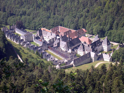 La grande chartreuse parc naturel regional de la chartreuse guide touristique de rhone alpes