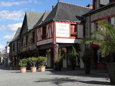 La guerche de bretagne vieille maison rue d anjou route touristique de l ille et vilaine guide du tourisme de bretagne