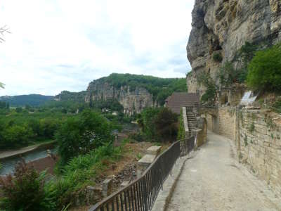 La roque gageac l un des plus beaux villages de france les routes touristiques de la dordogne guide touristique de nouvelle aquitaine