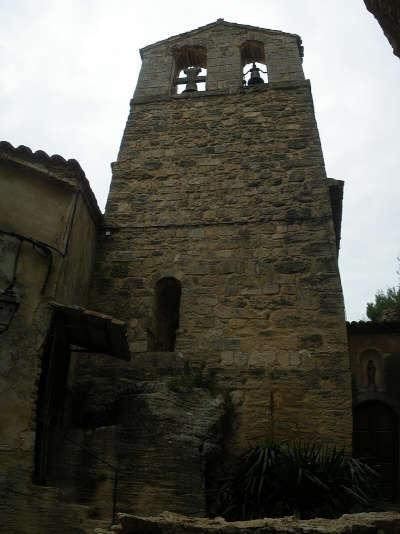 La roque sur pernes eglise saint pierre et saint paul routes touristiques du vaucluse guide touristique de provence alpes cote d azur