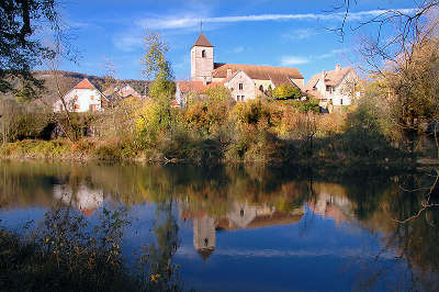 La route de la vallee de la loue scey maisieres routes touristiques du doubs guide du tourisme de franche conte