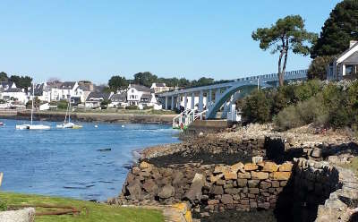 La trinite sur mer le pont de kerisper routes touristiques dans le morbihan guide du tourisme en bretagne