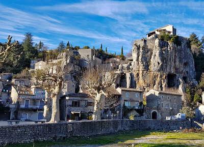 Labeaume village de caractere routes touristiques de l ardeche guide du tourisme rhone alpes