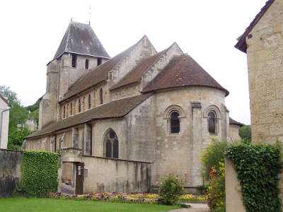 Lavardin plus beau village de france l eglise les routes touristiques dans le loir et cher guide du tourisme centre val de loire