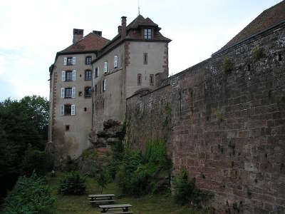 Le chateau de la petite pierre route des chateau d alsace guide du tourisme copie