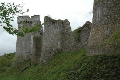 Le chateau de robert le diable remparts les routes touristiques de seine maritime guide touristique de la haute normandie