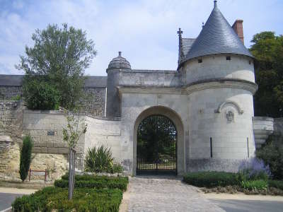 Le coudray macouard petite cite de caractere les routes touristiques de maine et loire guide du tourisme du pays de la loire