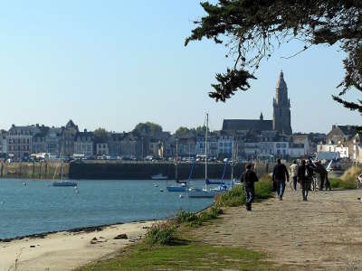 Le croisic petite cite de caractere vu de pen bron route touristique de loire atlantique guide du tourisme des pays de la loire