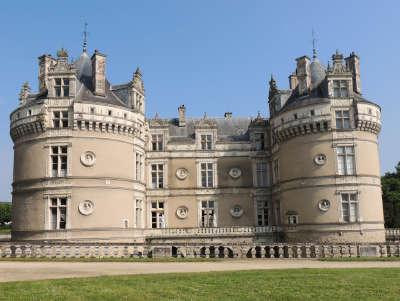 Le lude le chateau routes touristiques de la sarthe du tourisme du pays de la loire