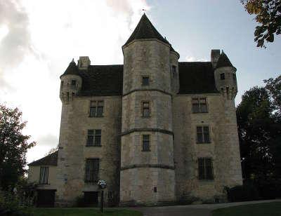 Le manoir de courboyer siege de la maison du parc naturel regional du perche guide du tourisme de l orne basse normandie