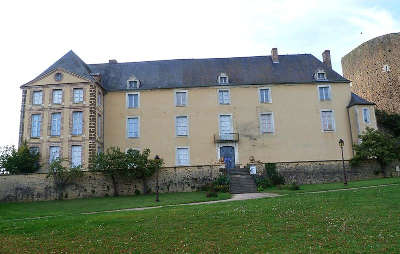 Le musee colette routes touristiques dans l yonne guide du tourisme en bourgogne