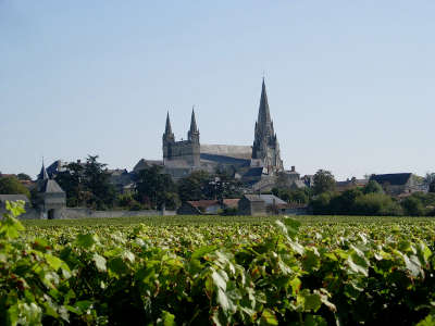 Le puy notre dame petite cite de caractere au pied des vignes routes touristiques de maine et loire guide du tourisme du pays de la loire