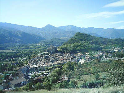 Le site du village de tallard route napoleon guide du tourisme hautes alpes