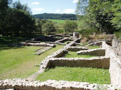 Les cars site gallo romain vestige d une villa road trip dans la correze guide du tourisme du limousin