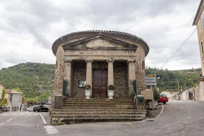 Les vans village de caractere temple protestant les routes touristiques de l ardeche guide du tourisme rhone alpes