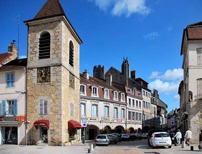 Lons le saunier route des vins du jura guide du tourisme du jura